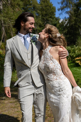 A Perthshire woodland wedding in the sunshine