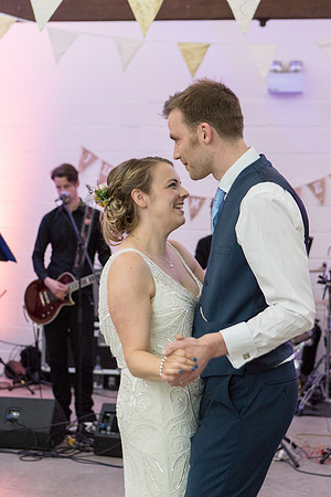 Bachilton Barn wedding photography