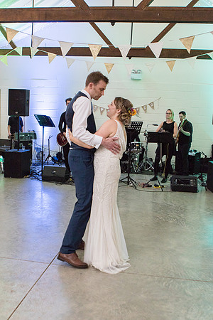 Bachilton Barn wedding photography